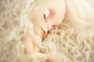 OOAK Custom Blythe Art Doll with Blonde Hair Sweet Blonde Lashes & Iridescent EyeLids Close Up by Petite Wanderlings