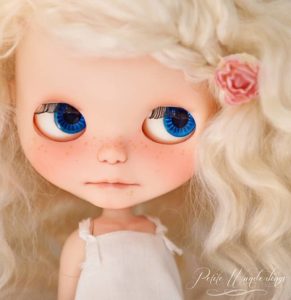 Blythe custom doll, ooak custom, custom blythe doll, hair bang