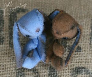 Handmade Mini Artist Plush Bunnies for Blythe and Dolls by Petite Wanderlings